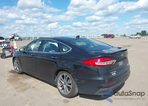 2020 Ford Fusion Hybrid Titanium from USA, damaged, VIN 3FA6P0RU0LR100329